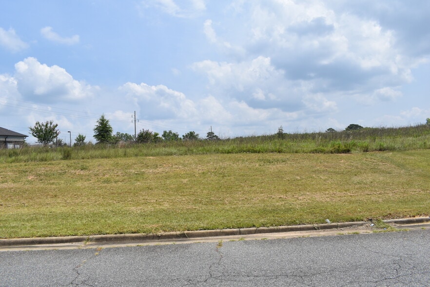 7186 Blackmon Rd, Columbus, GA for sale - Building Photo - Image 2 of 6