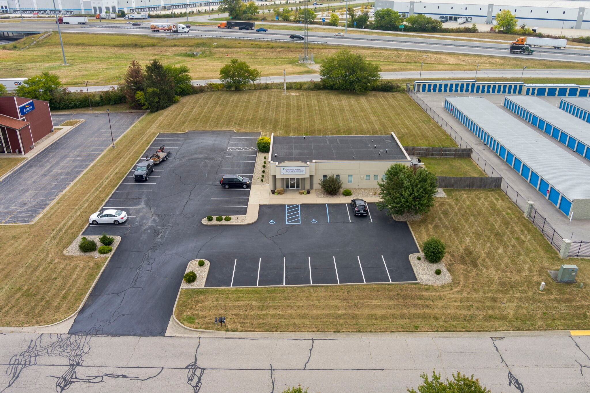 2134 Holiday Ln, Franklin, IN for sale Building Photo- Image 1 of 1