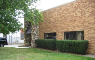 25 Seabro Ave, Amityville NY - Warehouse