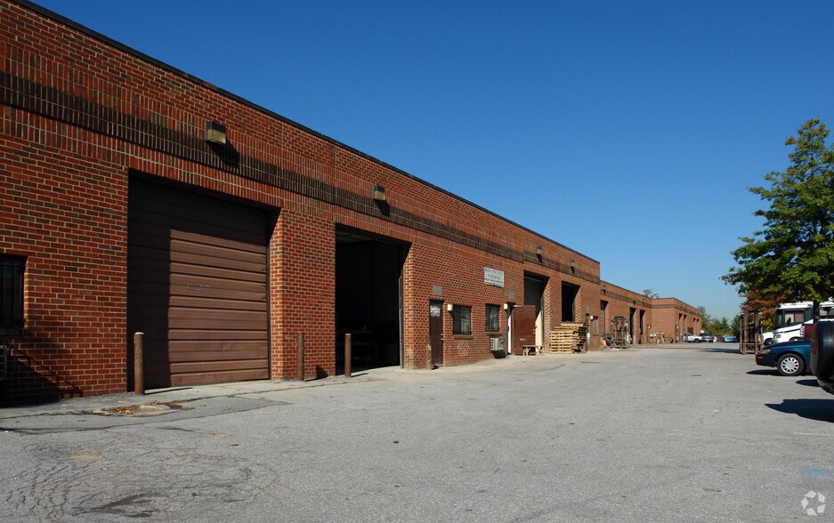 1406 Ritchie Marlboro Rd, Capitol Heights, MD for sale - Primary Photo - Image 1 of 1