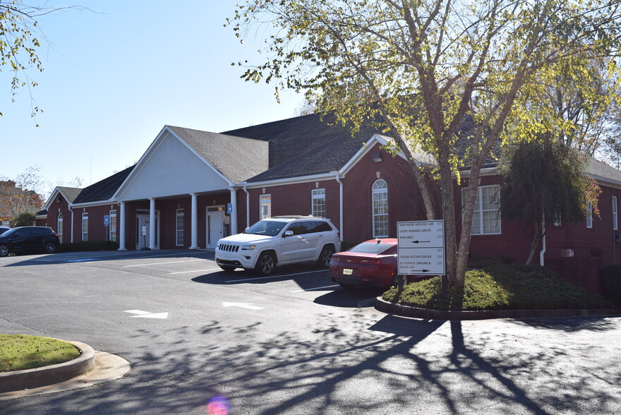 115-131 N Park Trl, Stockbridge, GA for lease - Building Photo - Image 2 of 9