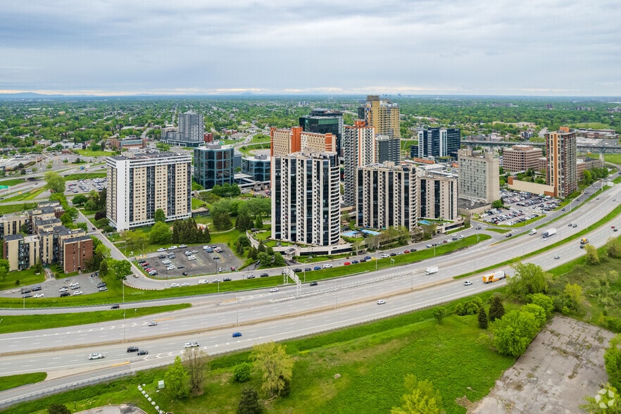 70 Rue De La Barre, Longueuil, QC for sale - Aerial - Image 3 of 3