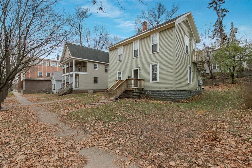 1012 2nd Ave, Eau Claire, WI 54703