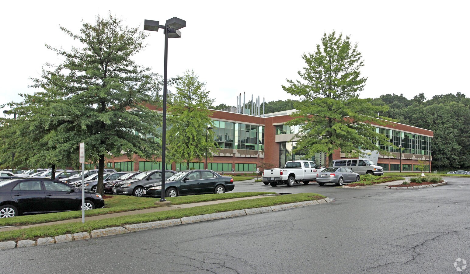 377 Plantation St, Worcester, MA 01605