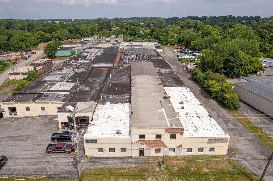 900 Old Liverpool Rd, Liverpool, NY for sale - Building Photo - Image 1 of 1
