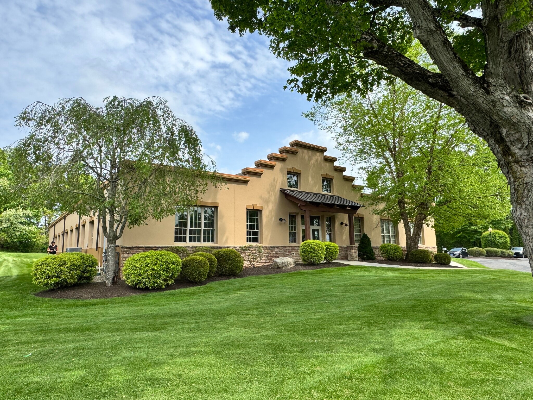 341 West St, Southington, CT for sale Building Photo- Image 1 of 10