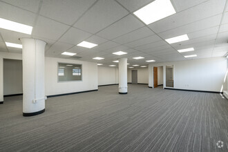 5901 Christie Ave, Emeryville, CA for lease Interior Photo- Image 2 of 3