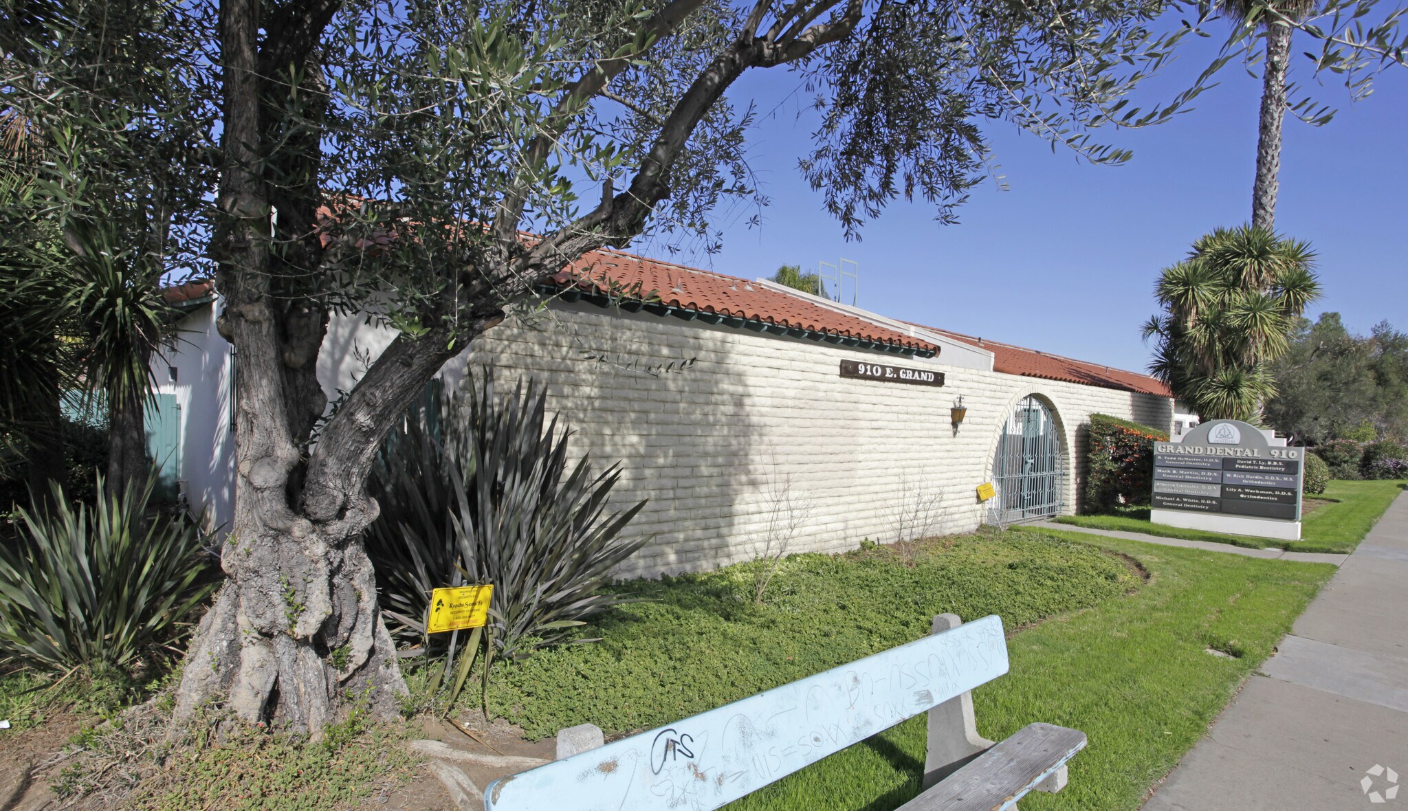 910 E Grand Ave, Escondido, CA for lease Primary Photo- Image 1 of 5