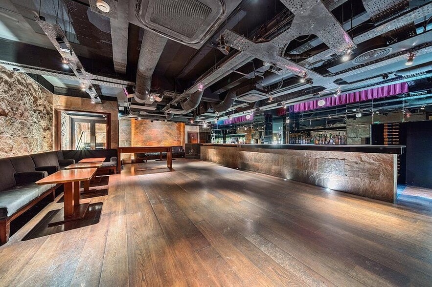 14-17 Carthusian St, London for lease - Building Photo - Image 1 of 17