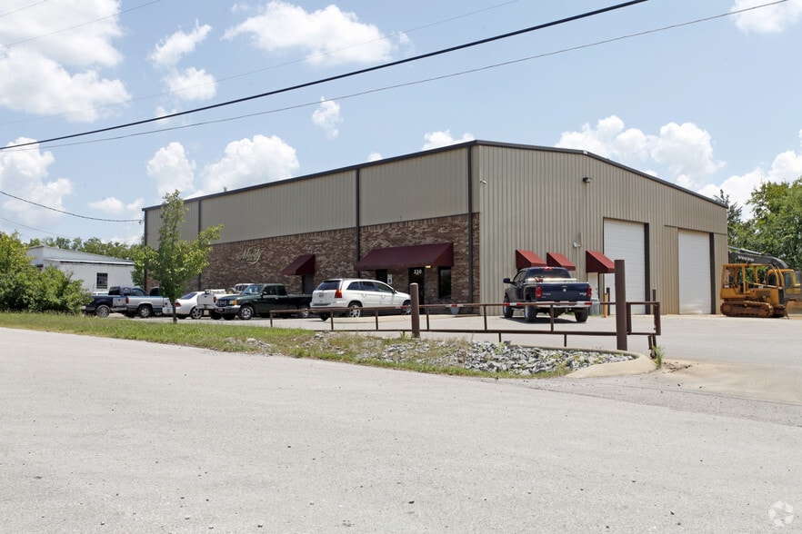 230 Shelby St, Murfreesboro, TN for sale - Building Photo - Image 2 of 2