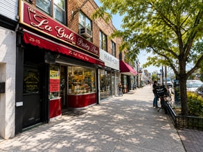 2915 Ditmars Blvd, Astoria, NY for lease Interior Photo- Image 2 of 6
