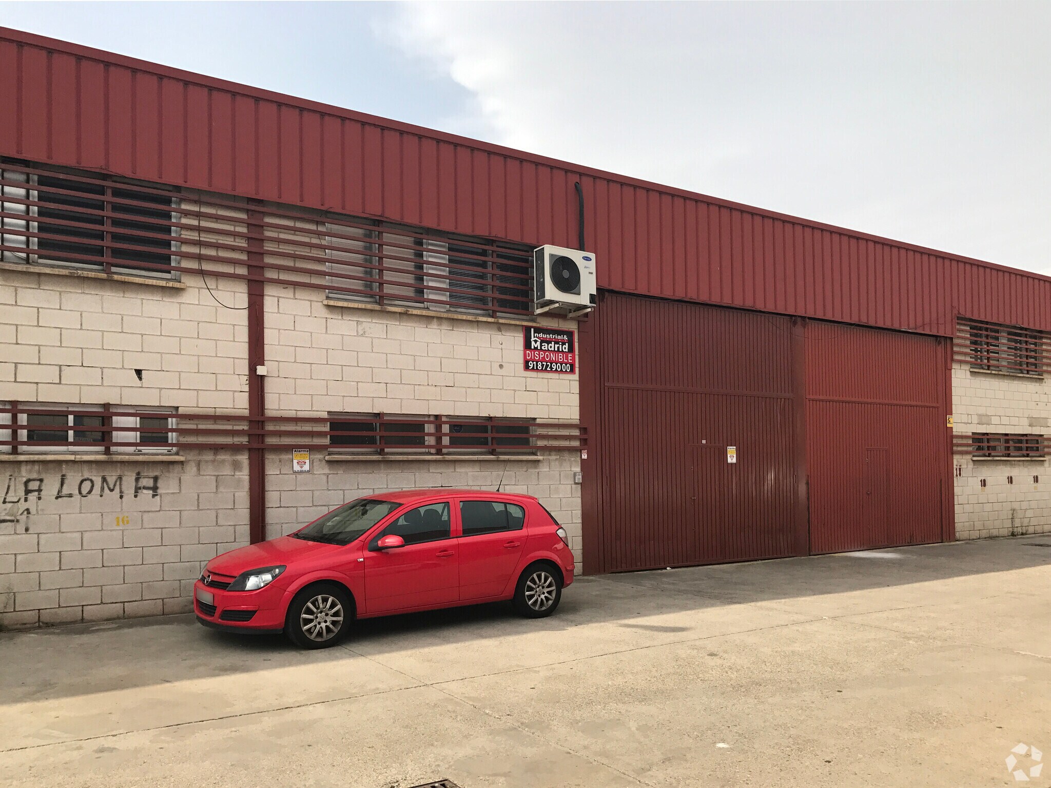 Industrial in Mejorada del Campo, Madrid for sale Primary Photo- Image 1 of 1