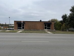 3120-3122 E Lancaster Ave, Fort Worth, TX for lease Building Photo- Image 1 of 18