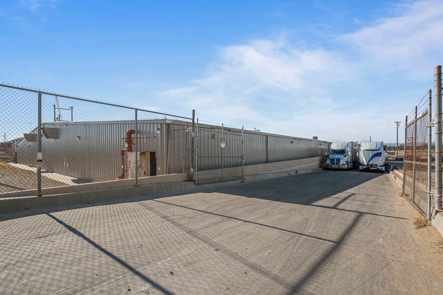 416 W Fifth St, Calexico, CA for lease - Building Photo - Image 3 of 9