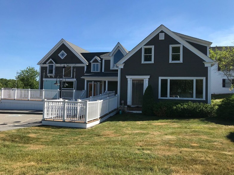 149 Port Rd, Kennebunk, ME 04043