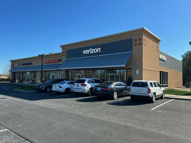 331 Killian Rd, Columbia, SC for lease - Building Photo - Image 1 of 4