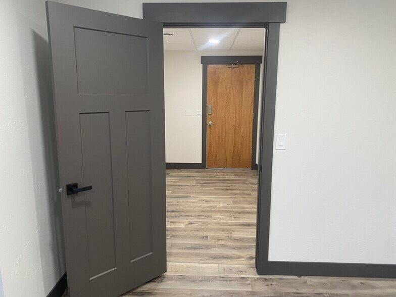 6936 Promenade Dr, Salt Lake City, UT for lease - Building Photo - Image 2 of 10