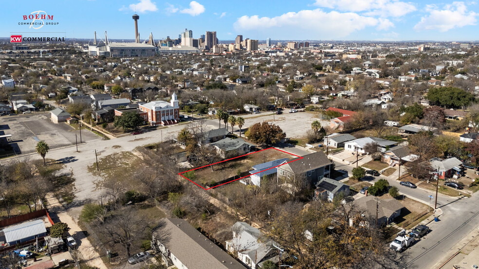 920 Martin Luther King Dr, San Antonio, TX for sale - Primary Photo - Image 1 of 24