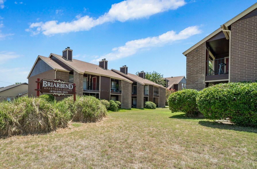 349 Briarbend, New Braunfels, TX for sale - Building Photo - Image 1 of 1