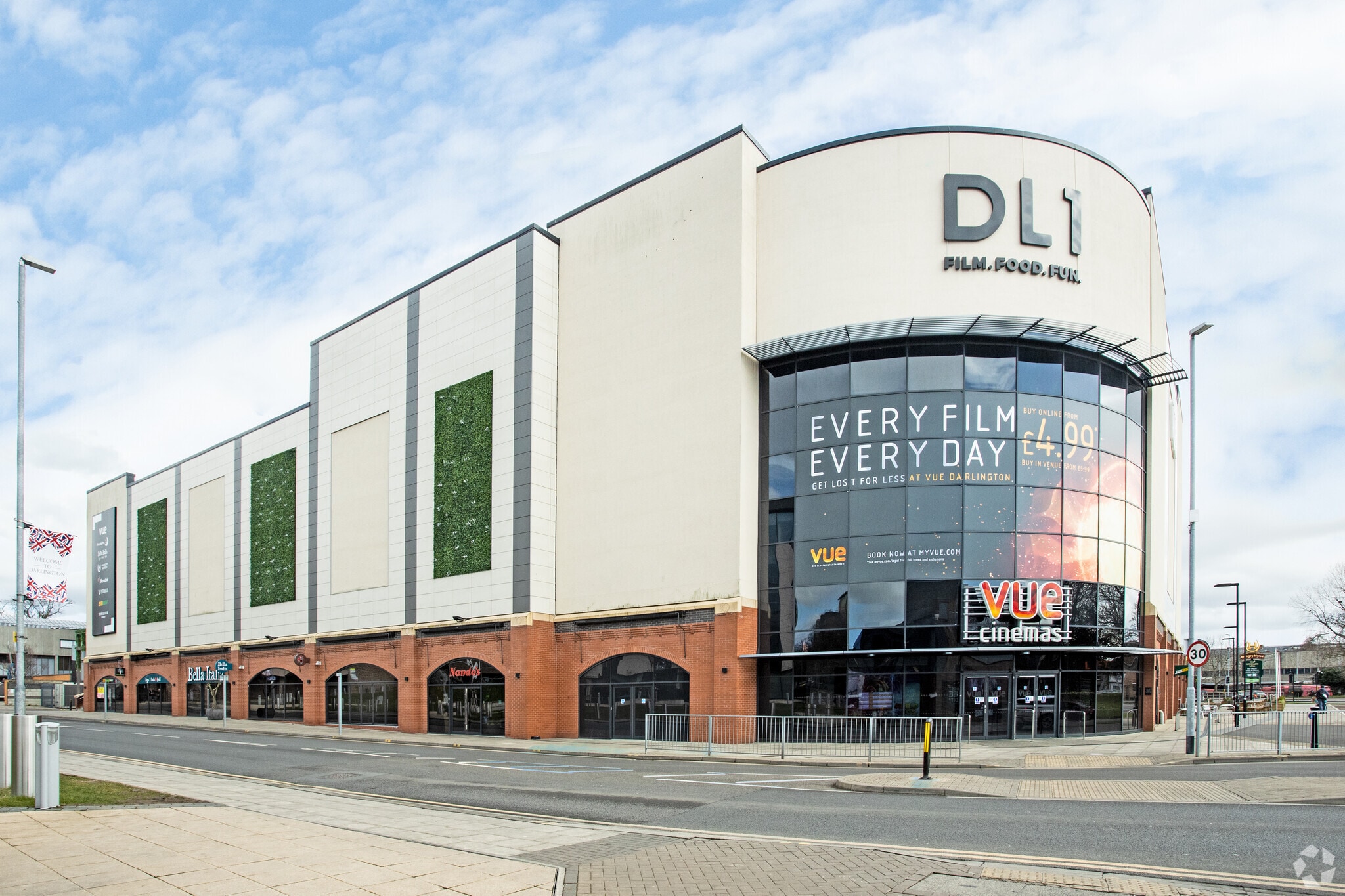 Feethams Ln, Darlington for lease Primary Photo- Image 1 of 14