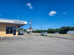 4444 W Illinois Ave, Dallas, TX for lease Building Photo- Image 1 of 2