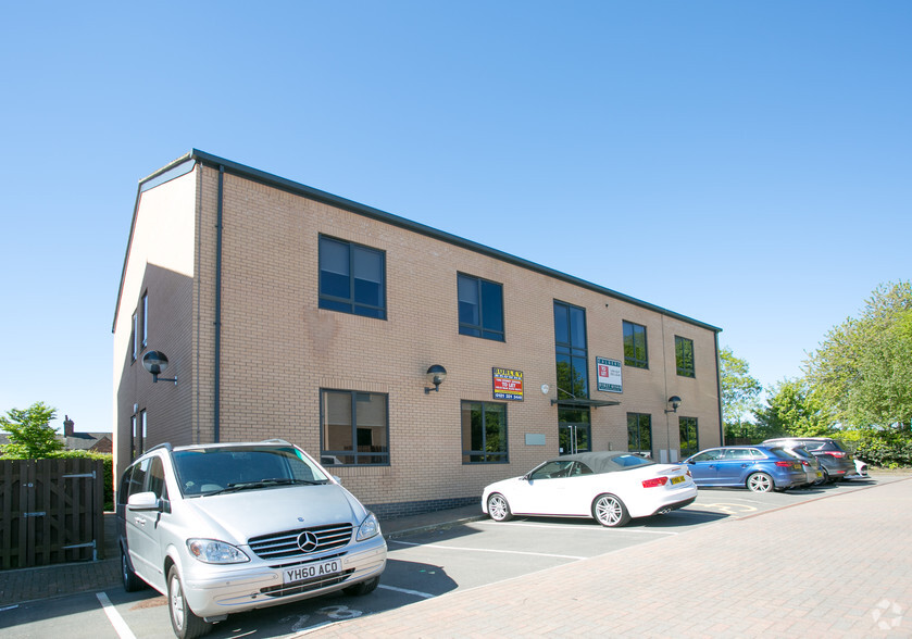 5 Sandy Way, Tamworth for lease - Building Photo - Image 2 of 2