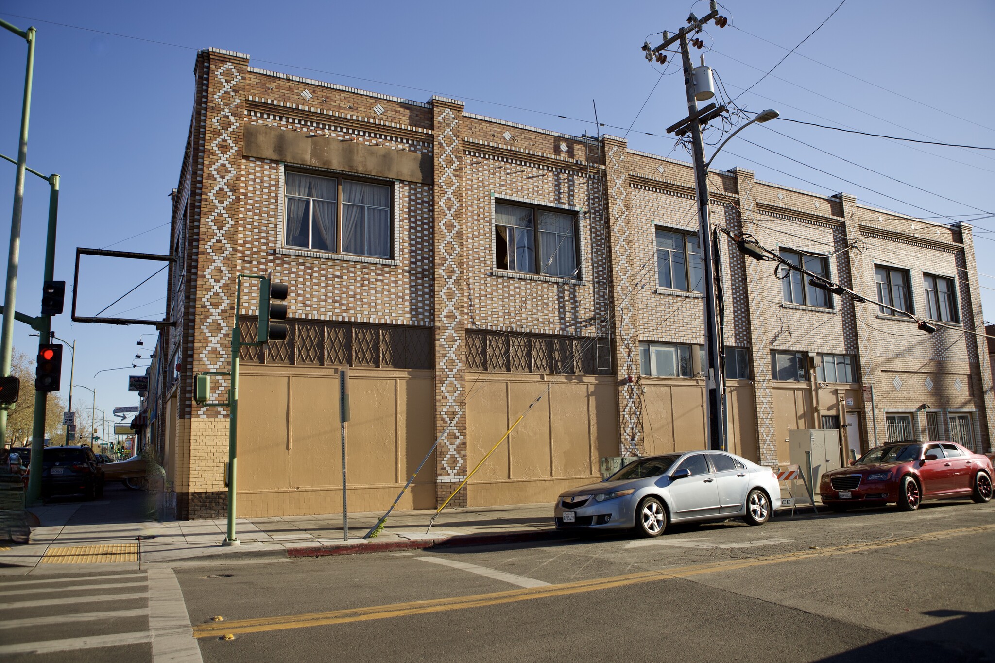 8801 International Blvd, Oakland, CA for sale Building Photo- Image 1 of 1