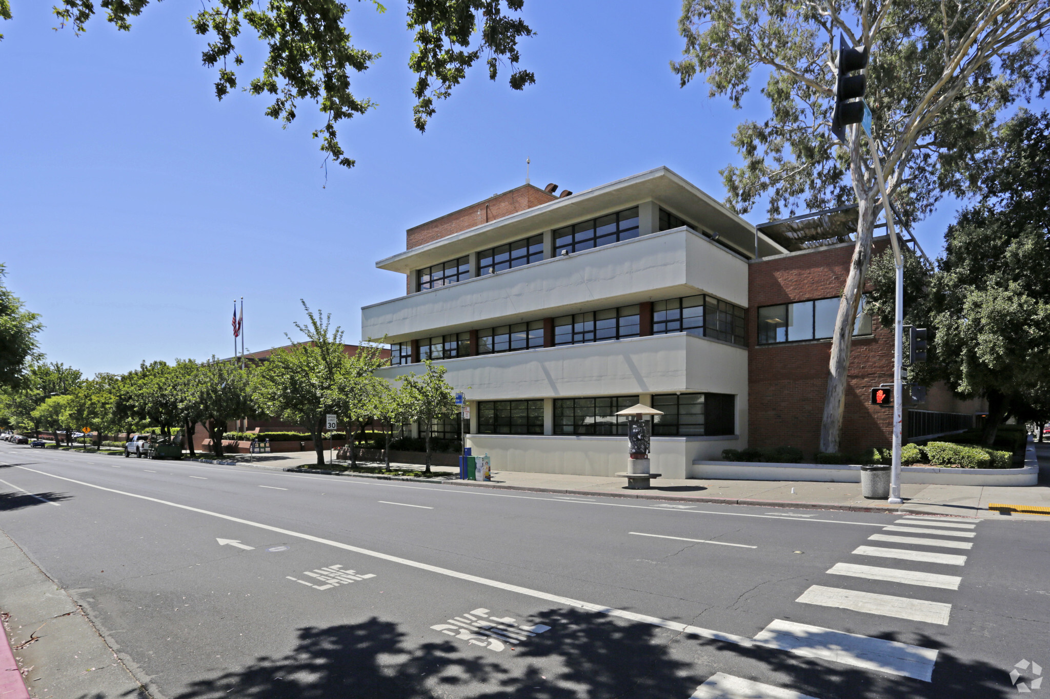 2100 Q St, Sacramento, CA for sale Building Photo- Image 1 of 1