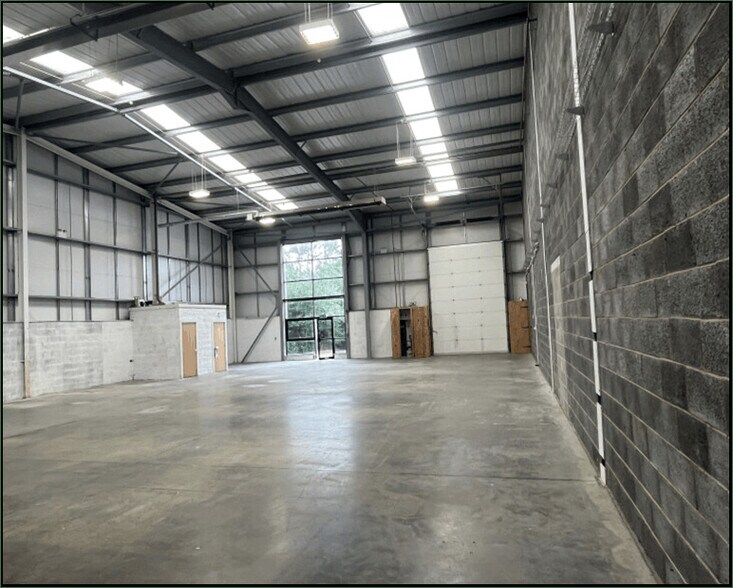 Neilson Rd, Gateshead for lease - Building Photo - Image 3 of 14