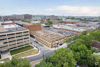 280 Rue Sauvé O, Montréal, QC - aerial  map view