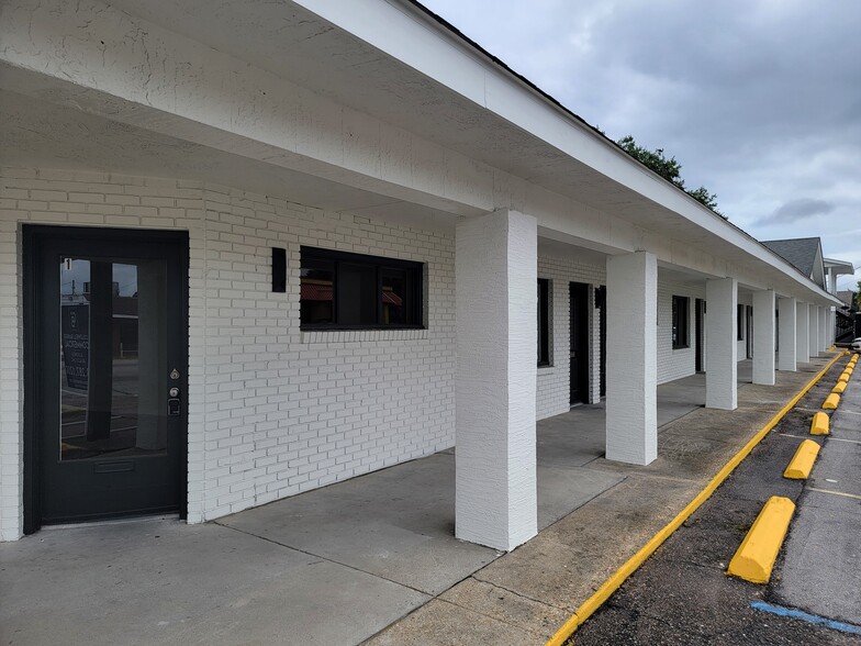 200 Pass Rd, Gulfport, MS for lease - Building Photo - Image 2 of 15