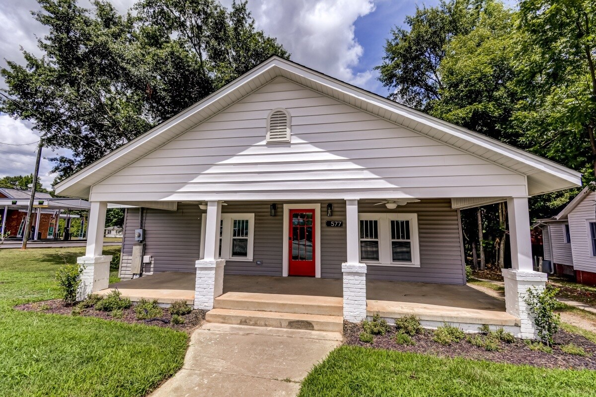 577 N Main St, Woodruff, SC for sale Primary Photo- Image 1 of 1