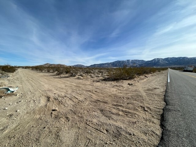 Crystal Creek Dr, Lucerne Valley, CA for sale - Building Photo - Image 2 of 7