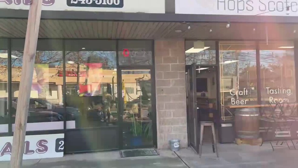 848-862 Long Island Ave, Deer Park, NY for lease - Commercial Listing Video - Image 2 of 10