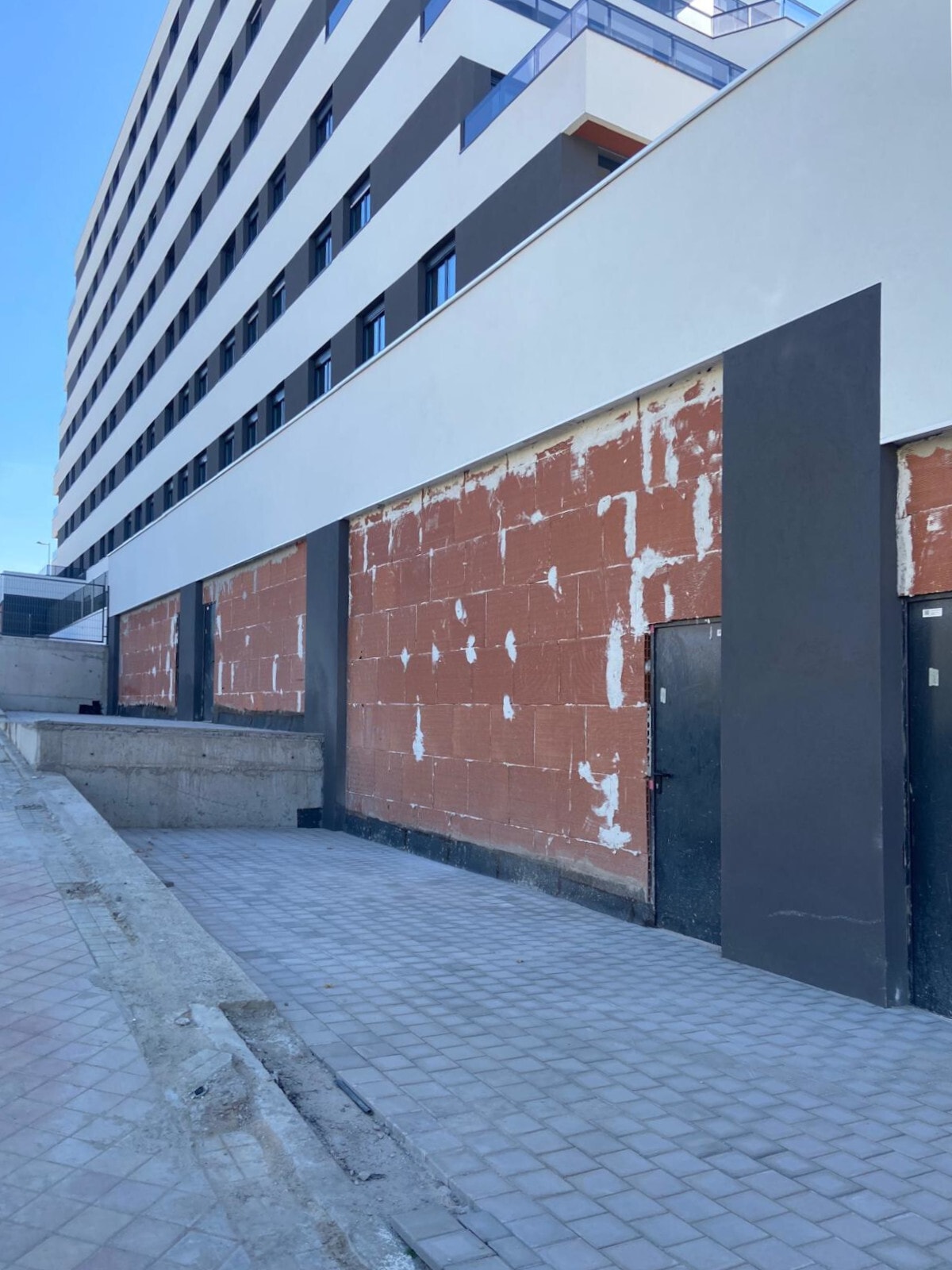 Calle Carmen Pinos, 29, Tres Cantos, Madrid for lease Interior Photo- Image 1 of 7