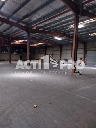 Industrial in Perpignan for lease - Building Photo - Image 2 of 4