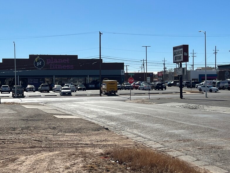 2421 Commerce -1, Amarillo, TX for sale - Aerial - Image 1 of 6