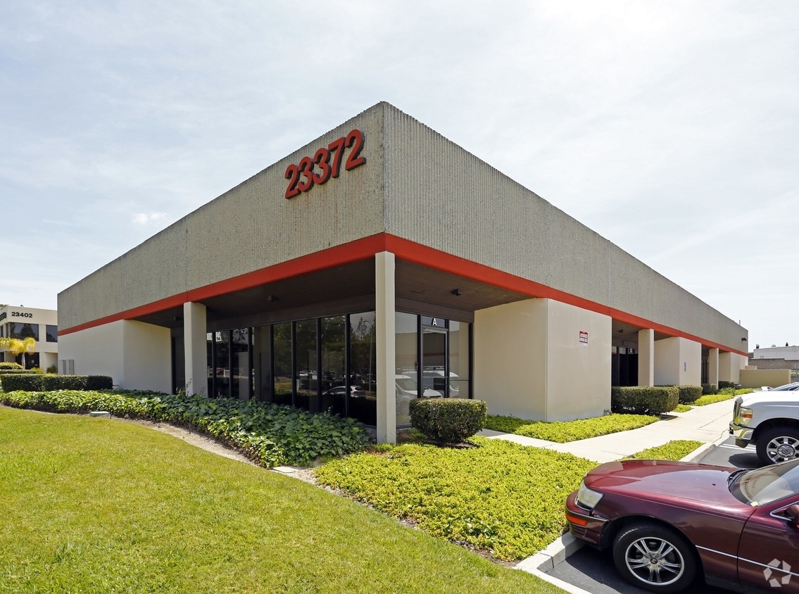 23342 South Pointe Dr, Laguna Hills, CA for lease Primary Photo- Image 1 of 12