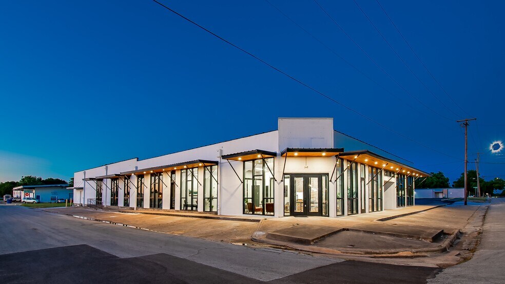 200 E 24th St, Bryan, TX for sale - Building Photo - Image 1 of 1