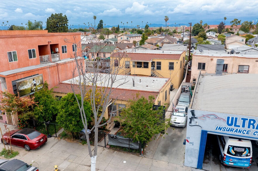 139 W Florence Ave, Los Angeles, CA for sale - Building Photo - Image 2 of 7