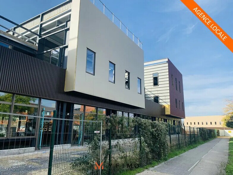 Flex in Gennevilliers for lease - Building Photo - Image 1 of 5