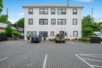 4435 SE Belmont St, Portland, OR - AERIAL map view