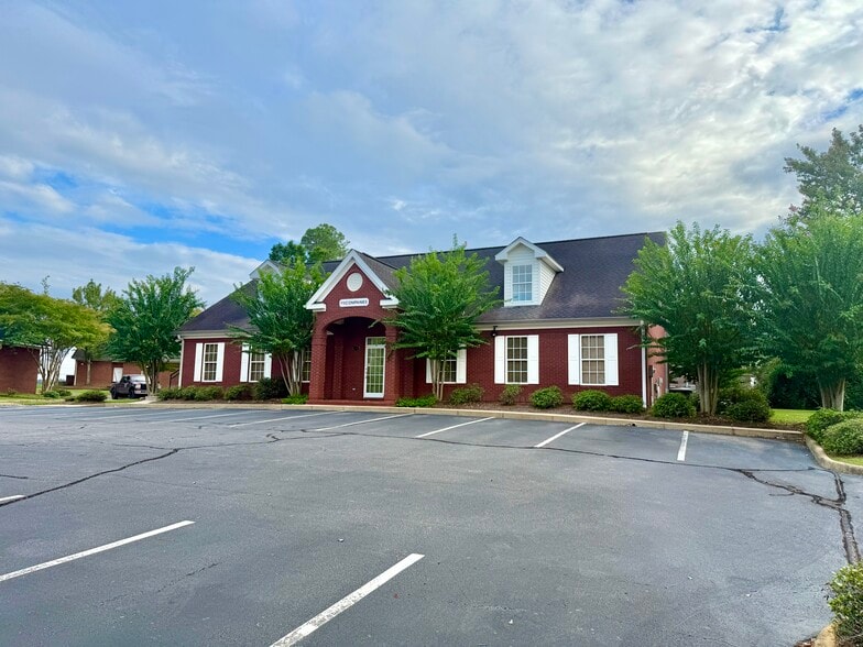 113 Adris Pl, Dothan, AL for lease - Building Photo - Image 3 of 18