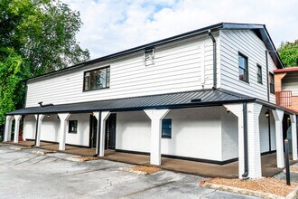 705 W Race St, Kingston, TN for lease Building Photo- Image 1 of 12