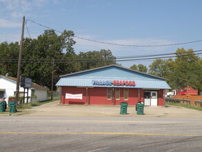 2503 W Oak St, Palestine, TX for lease Building Photo- Image 2 of 62