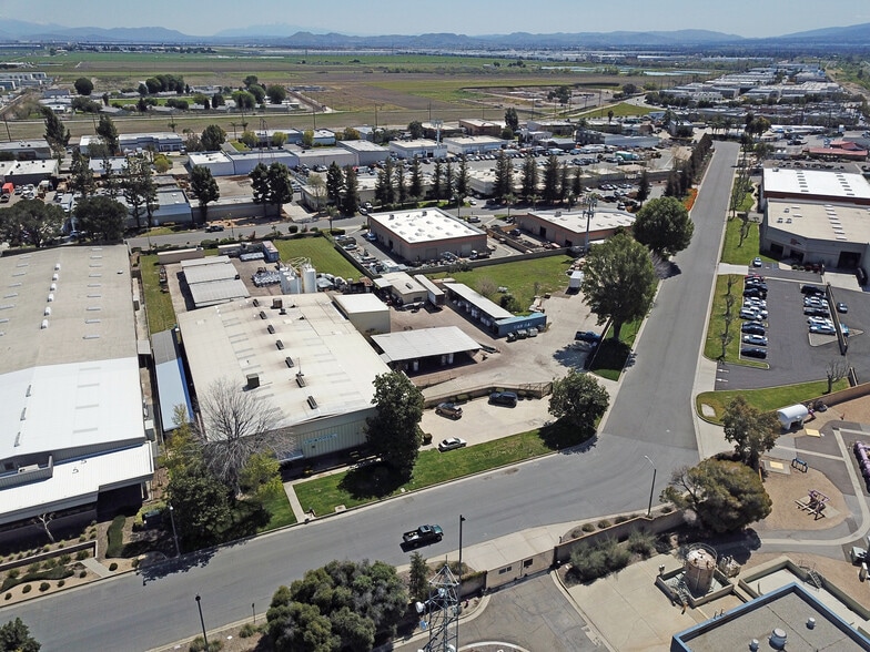 15065 Telephone Ave, Chino, CA for lease - Building Photo - Image 3 of 7