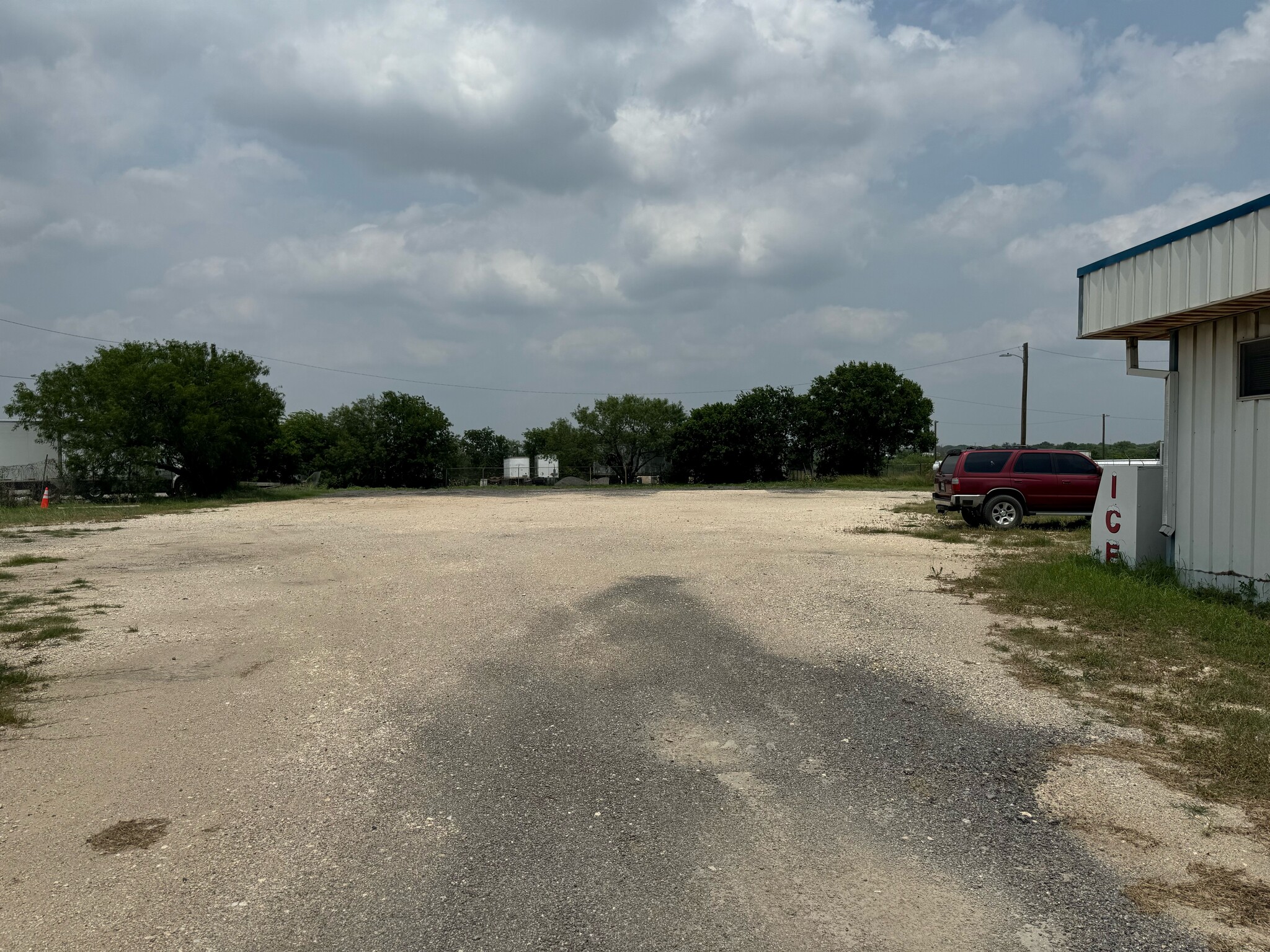 6135 Rigsby Ave, San Antonio, TX 78222 - Industrial for Lease | LoopNet