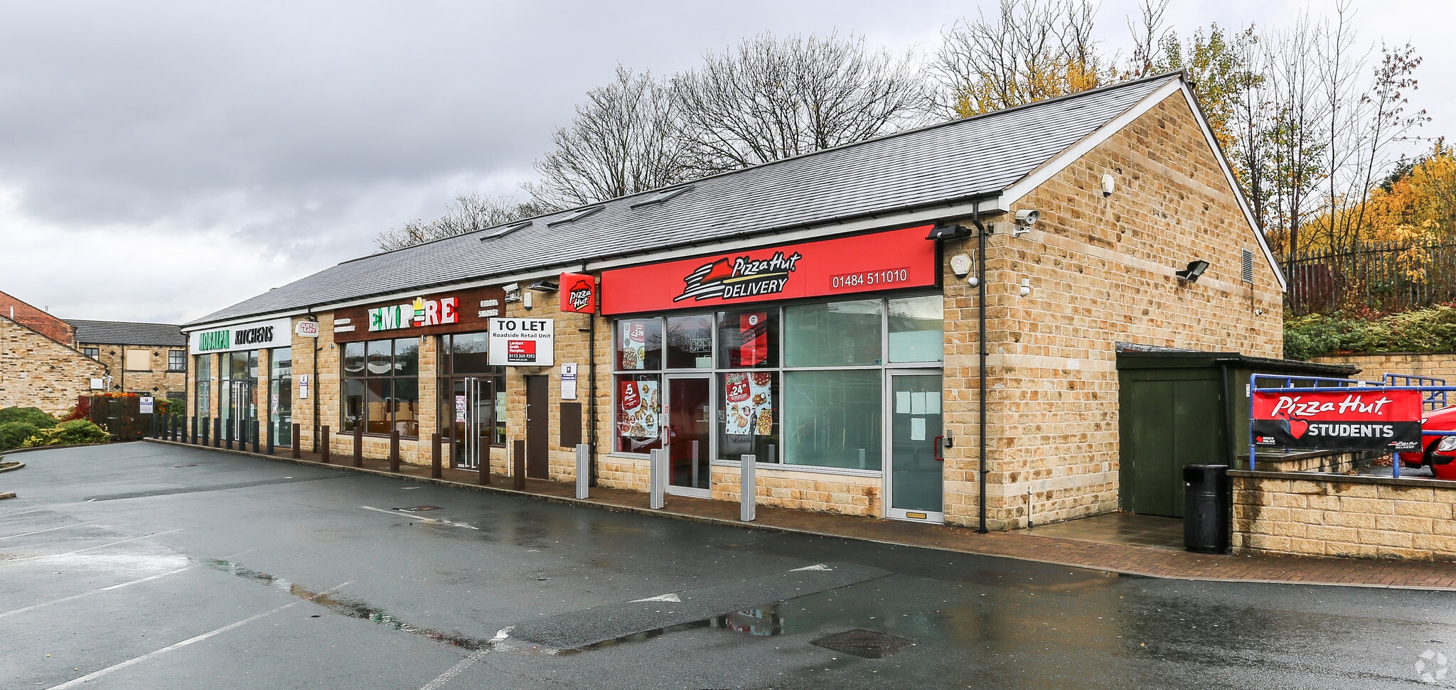 161-169 Wakefield Rd, Huddersfield for sale Primary Photo- Image 1 of 1