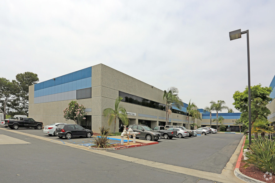 5145 Avenida Encinas, Carlsbad, CA for lease - Building Photo - Image 2 of 5