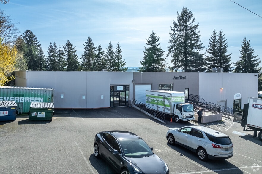 13536 NE 126th Pl, Kirkland, WA for lease - Building Photo - Image 3 of 5
